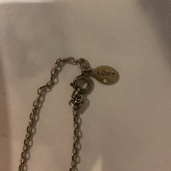 Anne Taylor LOFT necklace - Picture 4 of 5